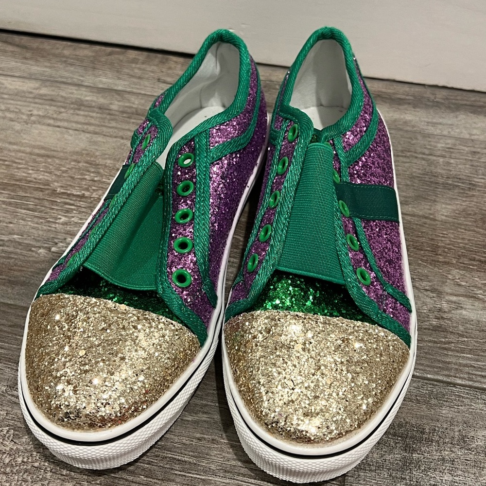 Women’s sequin shoes. Size 6.5